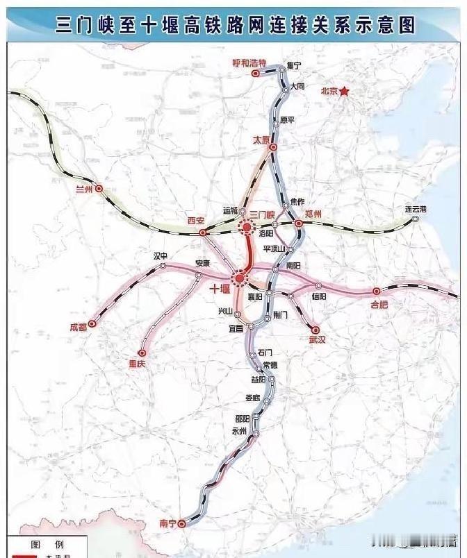 运十高铁，绕过洛阳。言简意赅，耐人寻味。似乎每一条绕城而过的铁轨，都拉长了洛阳缩