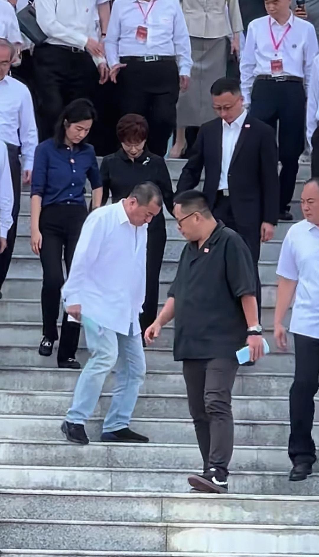 9月15日，台湾国民党前主席洪秀柱女士到湖南张家界市慈利县参加首届海峡两岸（湖南