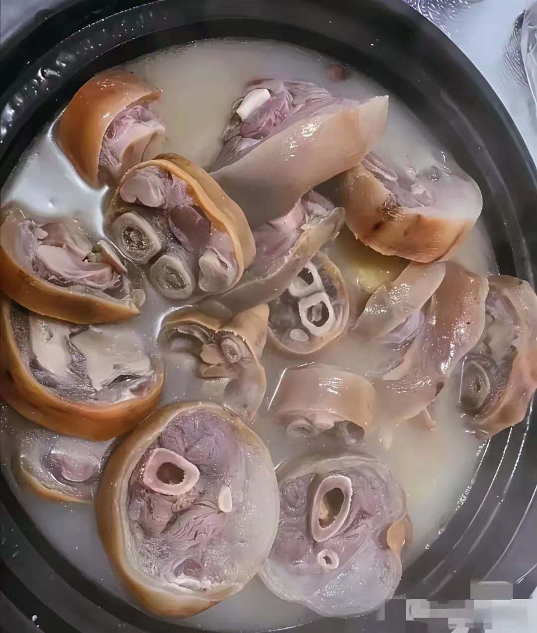 猜猜这道菜叫什么名字？