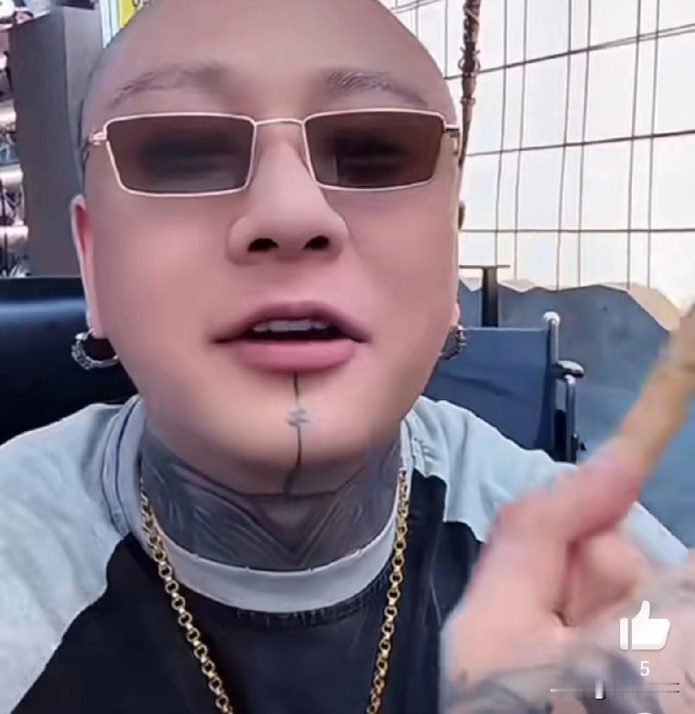 方丈就是大号小号TA，你也成为不了方丈，永远是你们绕不过去的里程碑！