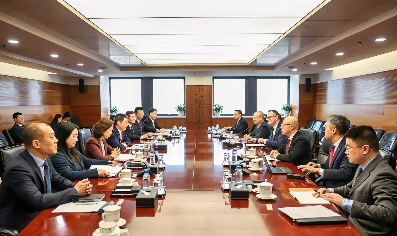 不等了，美国派人来华北京时间3月3日，中国商务部贸易谈判代表兼副部长李成钢会见