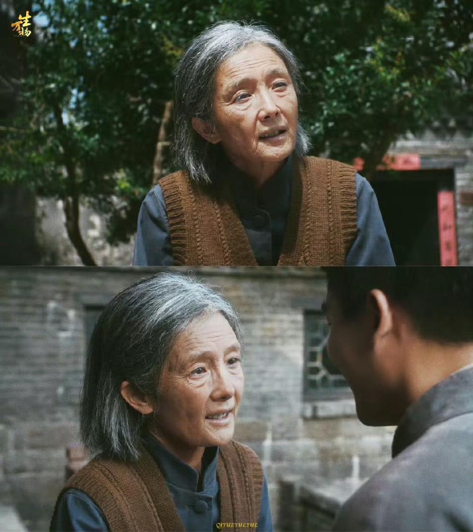 赵丽颖杨幂因为白玉兰视后上热搜了。坦白讲，今年的话，明显杨幂比赵丽颖更有竞争