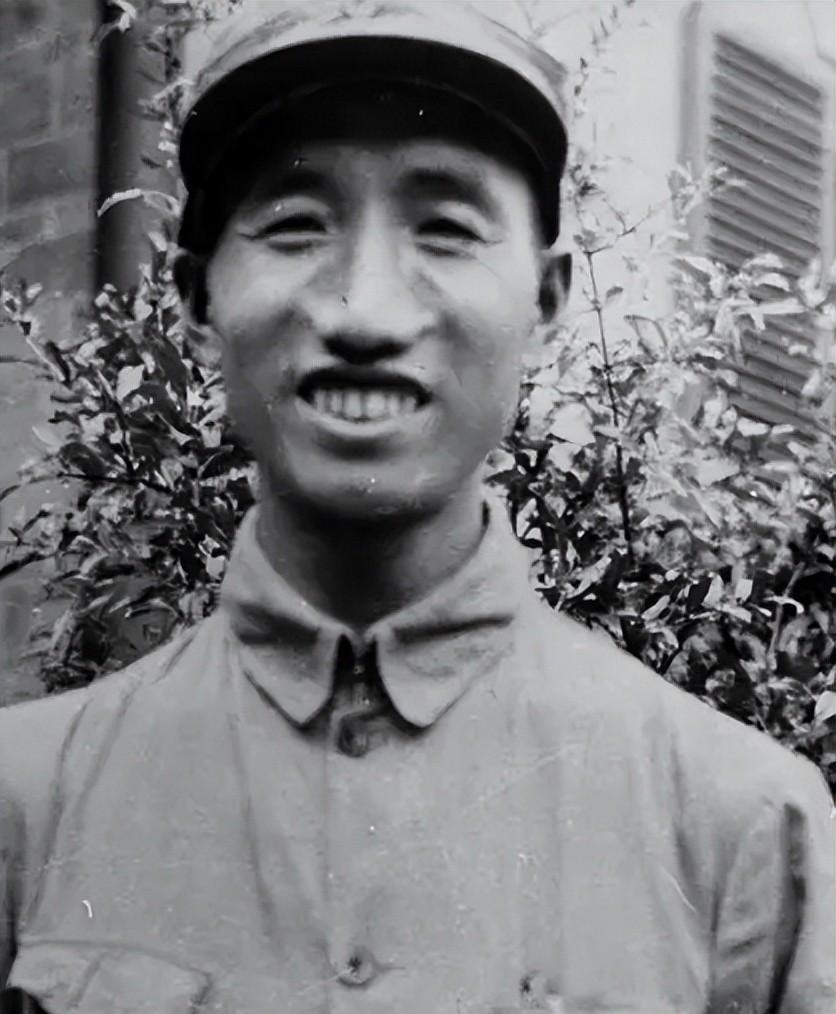 徐向前一向和气，为何刚到山西当副司令，就怒批陈赓的得力部将“1947年8月傍晚