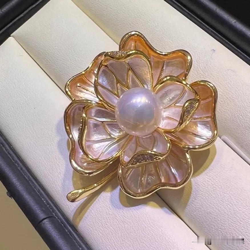 人缘好和人品好是两回事，有一部分人总想拿捏别人，这样的人要是拿捏不了你，他