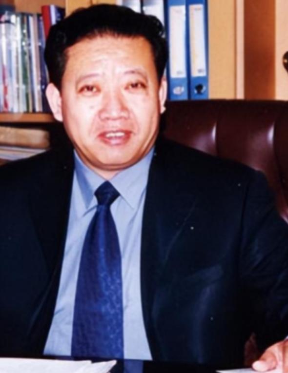 2018年，葵花药业董事长关彦斌与女秘书生下孩子，原配张晓兰得知后，放弃16亿财
