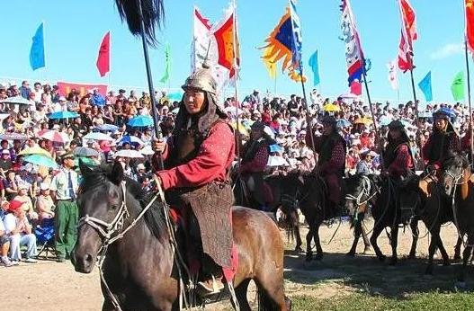 “中国人滚出去！”中国多次伸手援助它，换来的却是对中国人的敌意，这个国家不是巴基