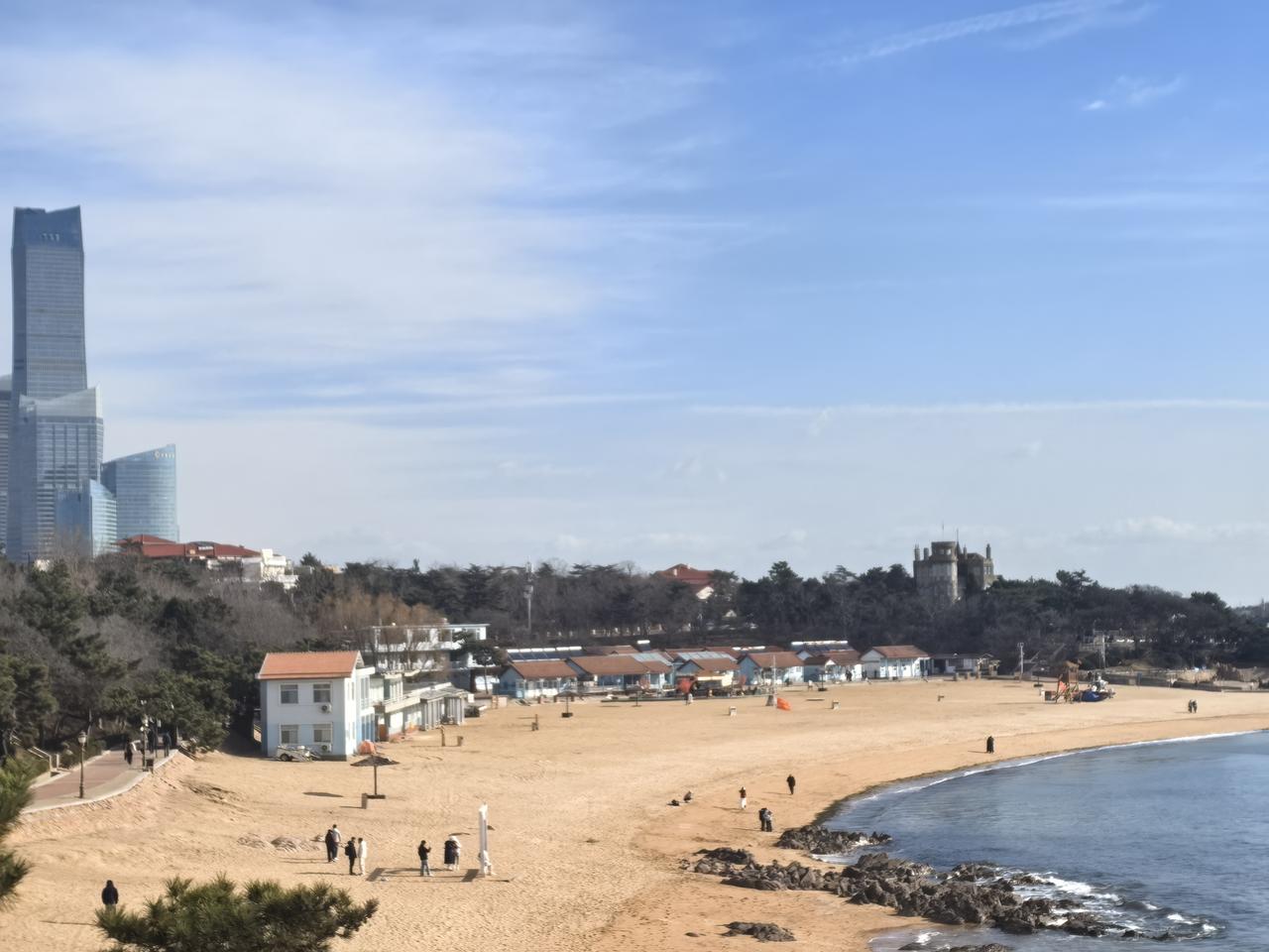 大连成东北首个GDP破万亿城市财联社1月23日电，辽宁省大连市统计局1