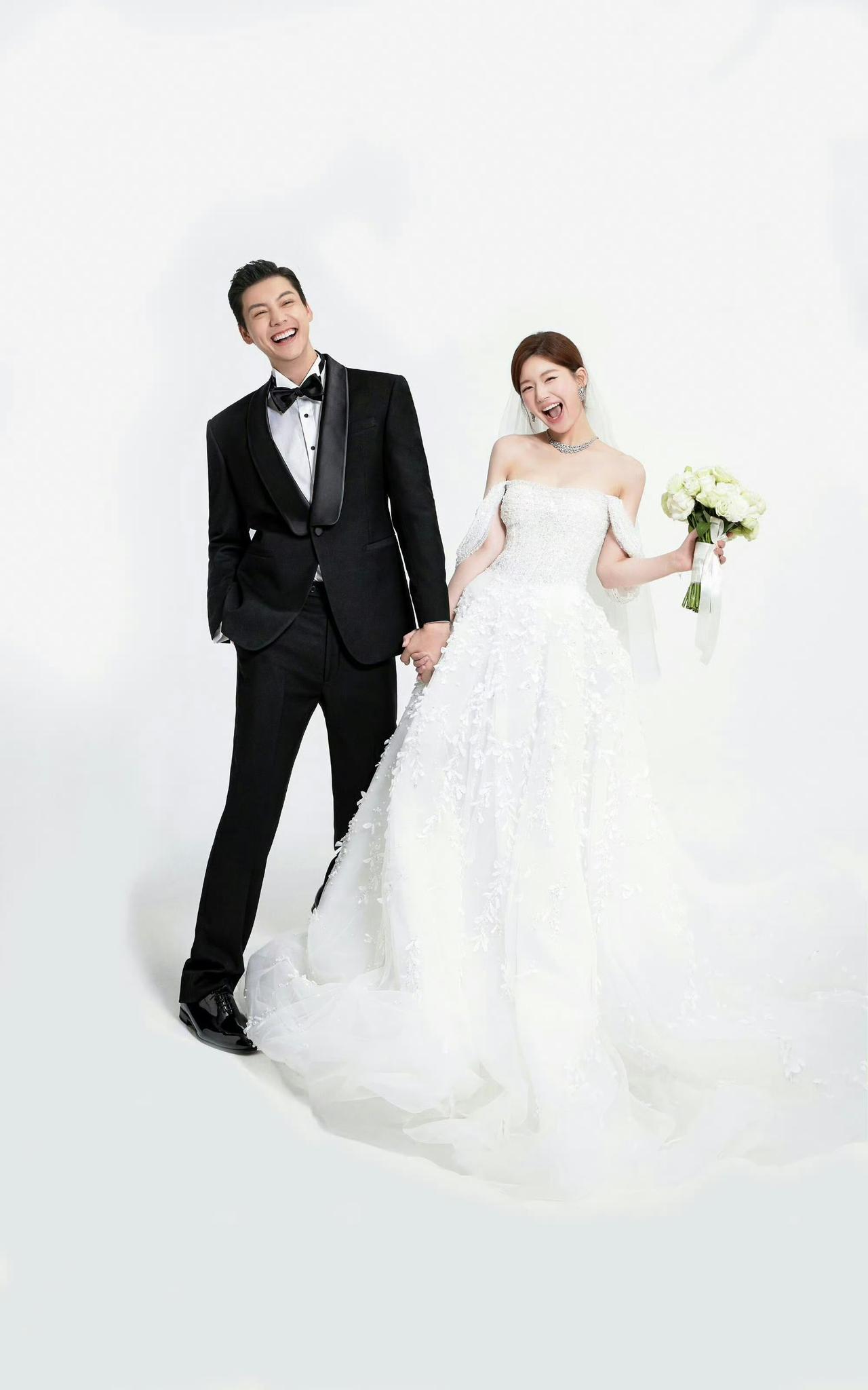 内娱现偶婚纱照，六选一！你看好哪一个？1、宋威龙、赵今麦《骄阳似我》，拍