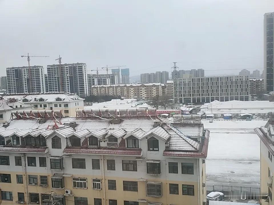 最好的养生之道是什么?最好的养生之道，其实没那么复杂。从生活习惯来说，吃要三