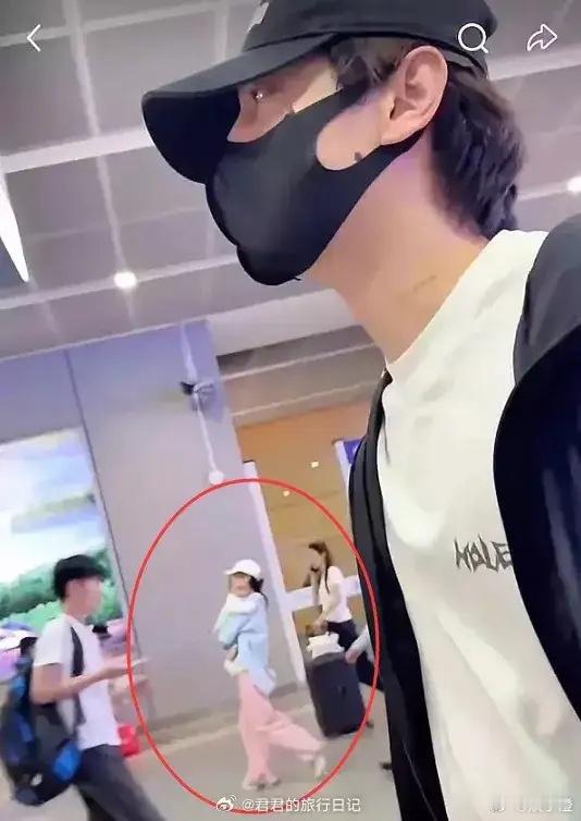 田栩宁这小伙子，最近可真是话题不断啊，连于正都被牵扯进来了，真是让人意想不到[允