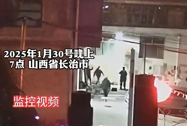 支持李律师为申家人做正当防卫辩护。郭家人不肯就那条被申家儿子摔死的狗商量。郭