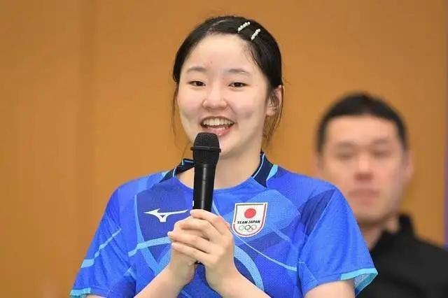 张本美和抵达中国参加乒超联赛！这次张本美和加盟成都高新若水居，可谓话题十足。