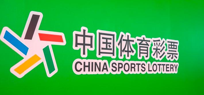 重庆李先生这运气，中了748万大奖，却也倒了大霉。2025年7月31日，他微信委