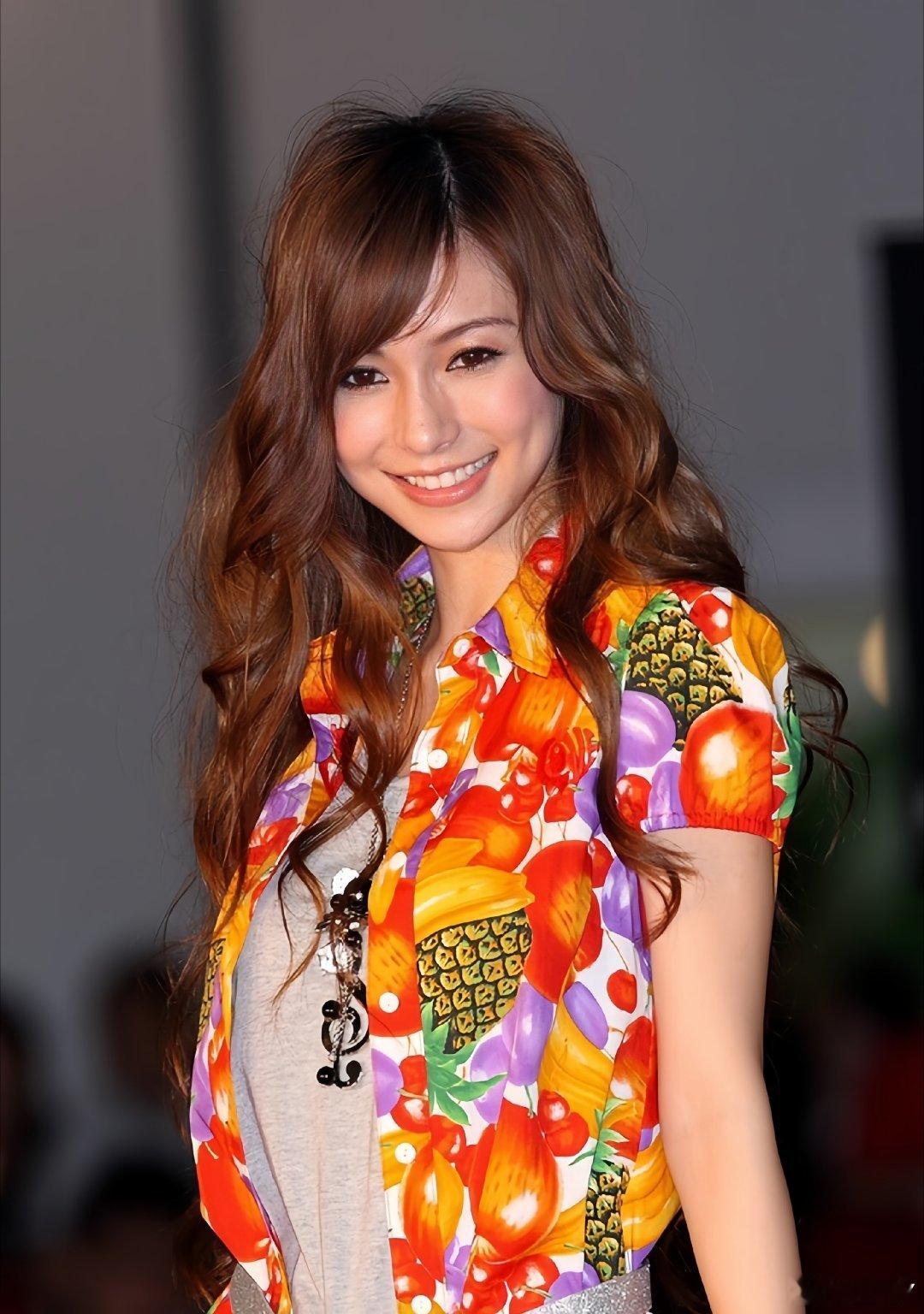 angelababy🌸angelababy三阳启蛰六迎粲然相逢太短