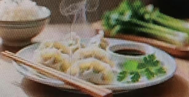 想要身体越来越健康，有些食物可不能少。就说苹果吧，它富含维生素和果胶。每天吃一个