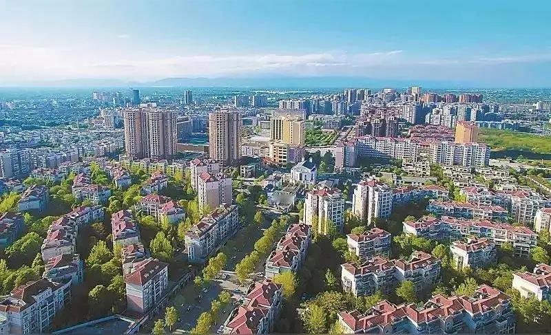 四川广汉能否放下心结，与德阳携手撤市设区？当下资源集中化的发展趋势愈发明显，即便