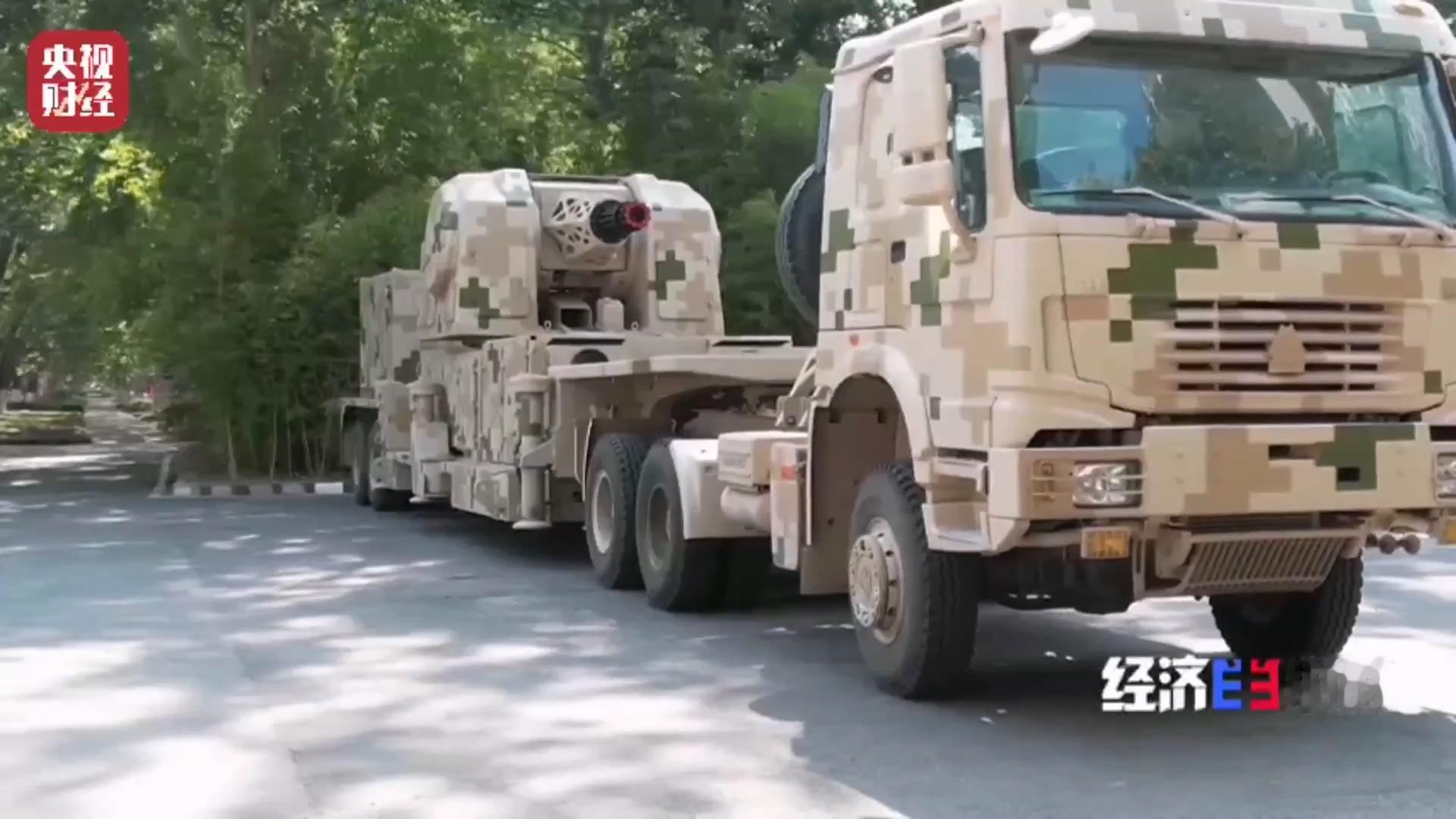 每天认识一件兵器中国兵器科研团队将舰载“万发炮”变身为陆盾3000近防系统，由于