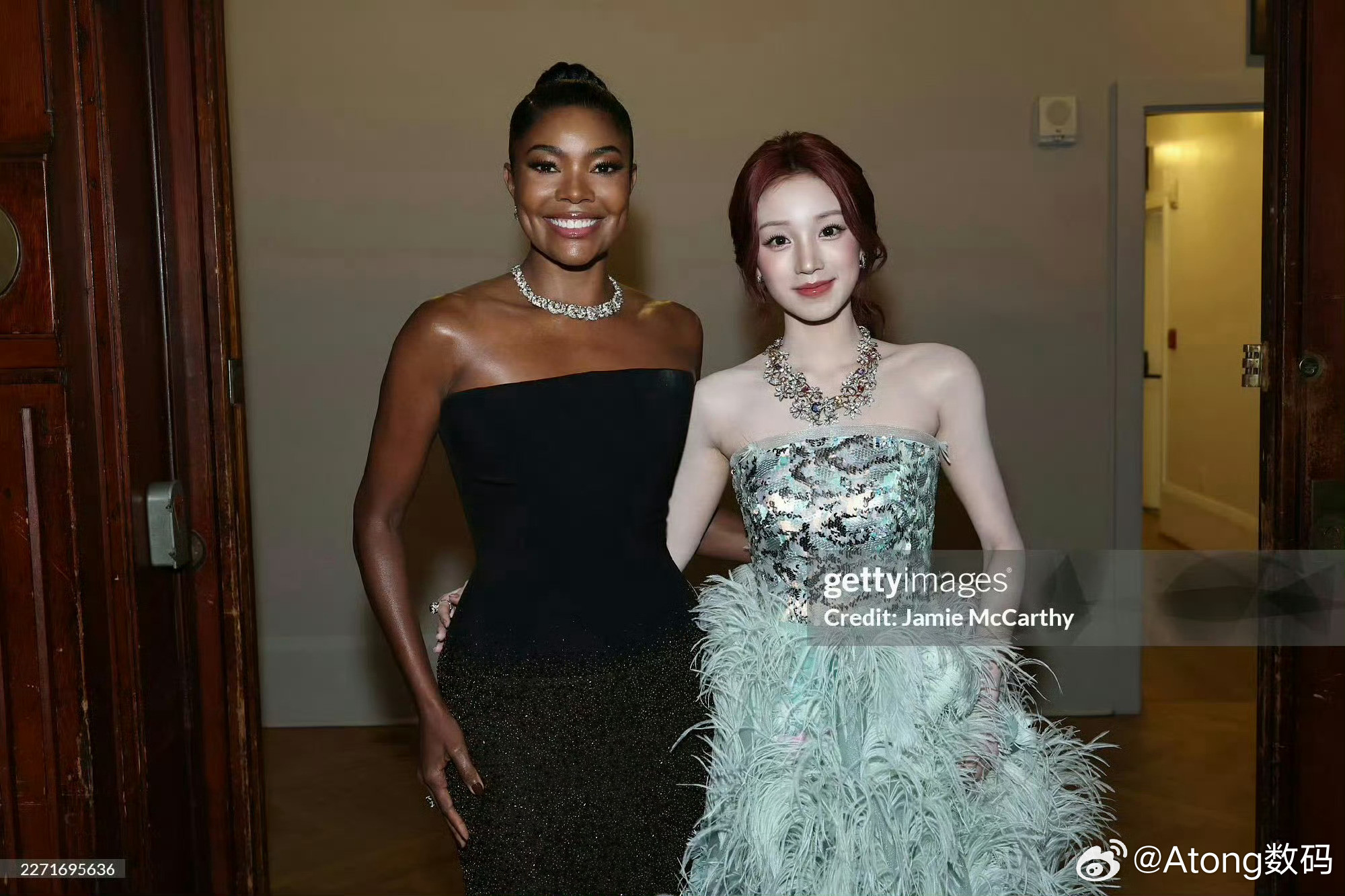 朴彩英宋雨琦活动生图宋雨琦变得这么白了吗？！感觉比她同队的叶舒华还白