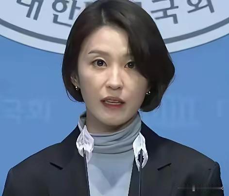看了一个韩国女学者的专访，她说了段话，大意是韩国人普遍觉得，中国无论如何也追不上