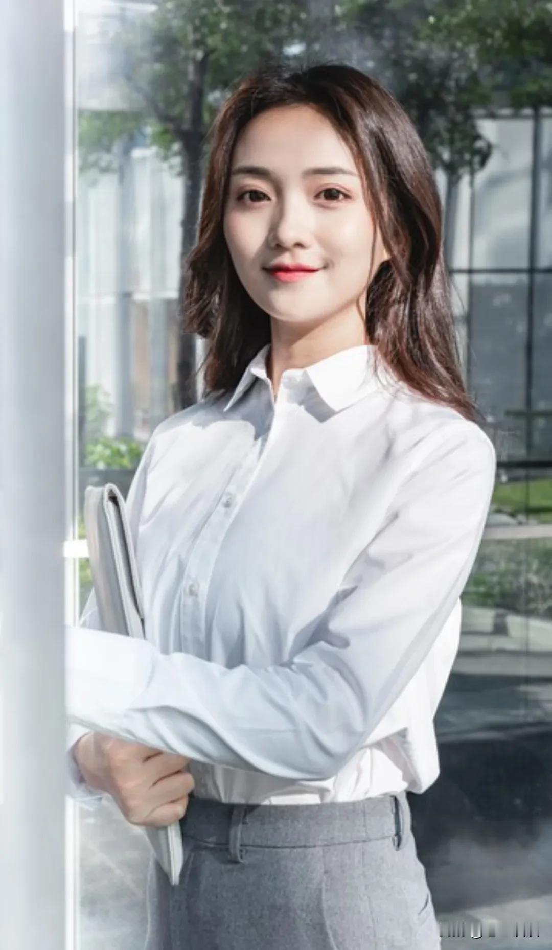 有位网友说:“手心向上的日子不好过，自从当了全职妈妈后，老公每个月给2000