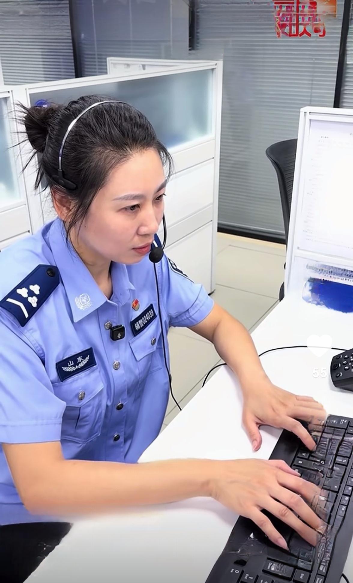 最常见的五大文职辅警岗位：1，‌窗口服务辅警‌；在户政、出入境等办事大厅从