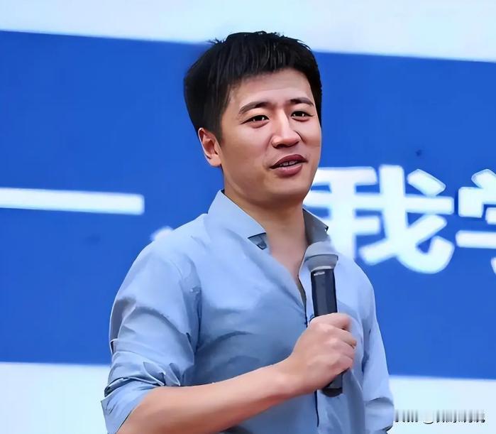 张雪峰说：“孩子要是不想读书，你就带他去四个地方：汽车客运站、火车站、高铁站