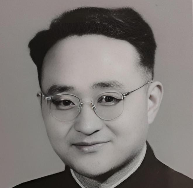这应该是周总理最失态的一次，1973年在一次会议上，周总理开口痛骂“周门不幸”，