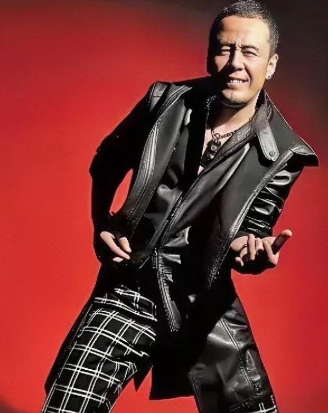 心疼！杨坤演唱会怒吼观众，背后真相太戳人💔家人们！你们刷到杨坤演唱会那事