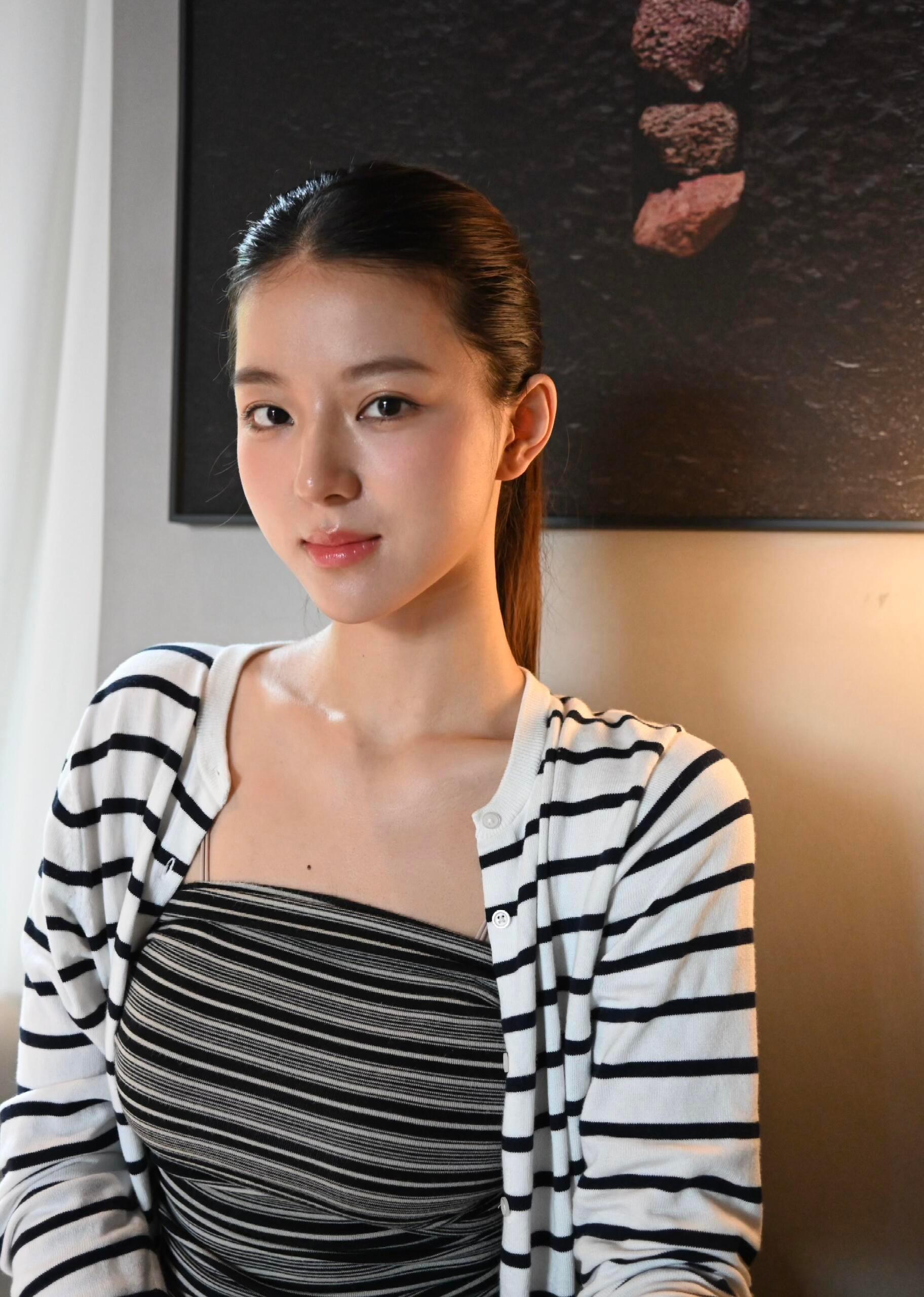 条纹元素真的是最低调又最衬美女氛围的….🪶🍠：User1​​​