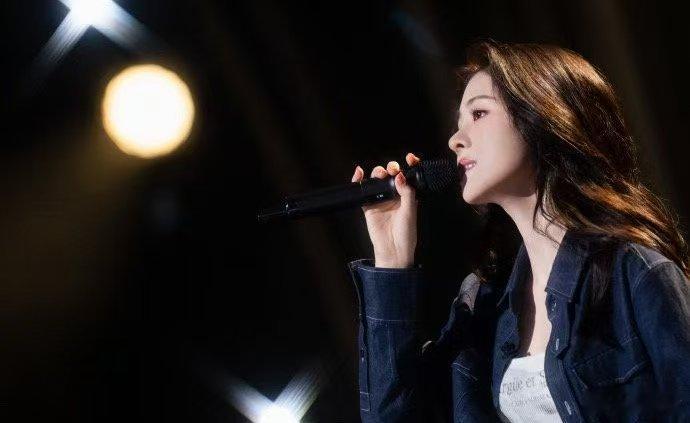 张碧晨歌手直播清唱歌手直播歌手2026不愧是OST女王，音准气息双双在线，现场稳