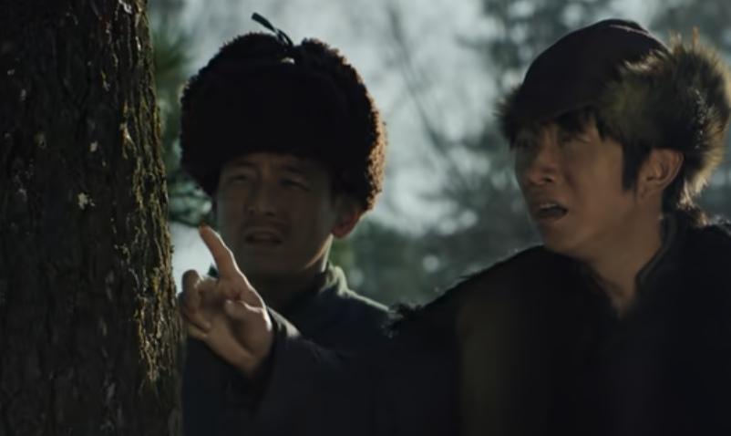 《归队》第11集预告，云虎还是和大阔枝告别了，他和福庆也来到了八棵松，当他们看到