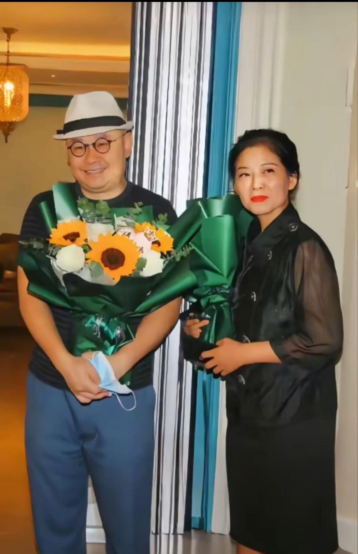 刀郎和汪峰谁的音乐更高一层?刀郎与汪峰，代表了两种不同的音乐境界。若论音乐成就的