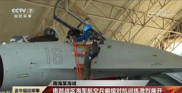 目前，海军航空兵的战斗机，都已经转交给了空军，转交的战机中包括歼11BH、歼11