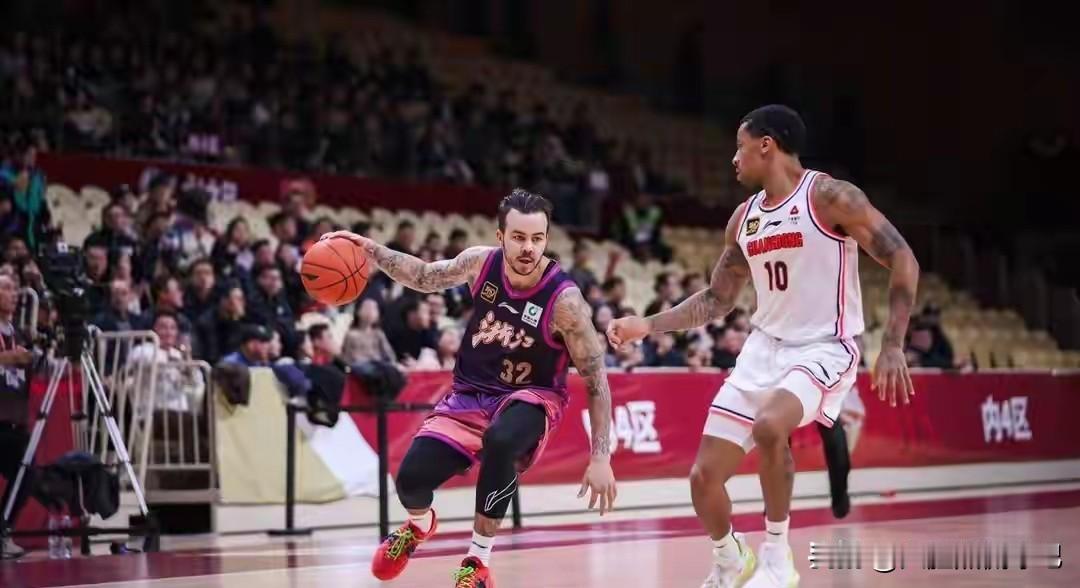 73-79浙江不敌北京，感觉这场比赛好假啊！这是浙江的真实实力？打个残阵北京这