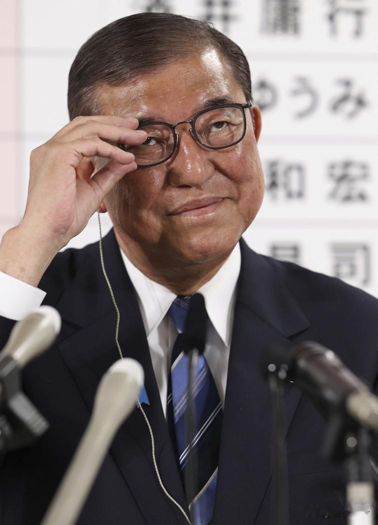日本为何总要赌国运侵华？很多人以为是军国主义。错了！真相是，日本前首相石破茂