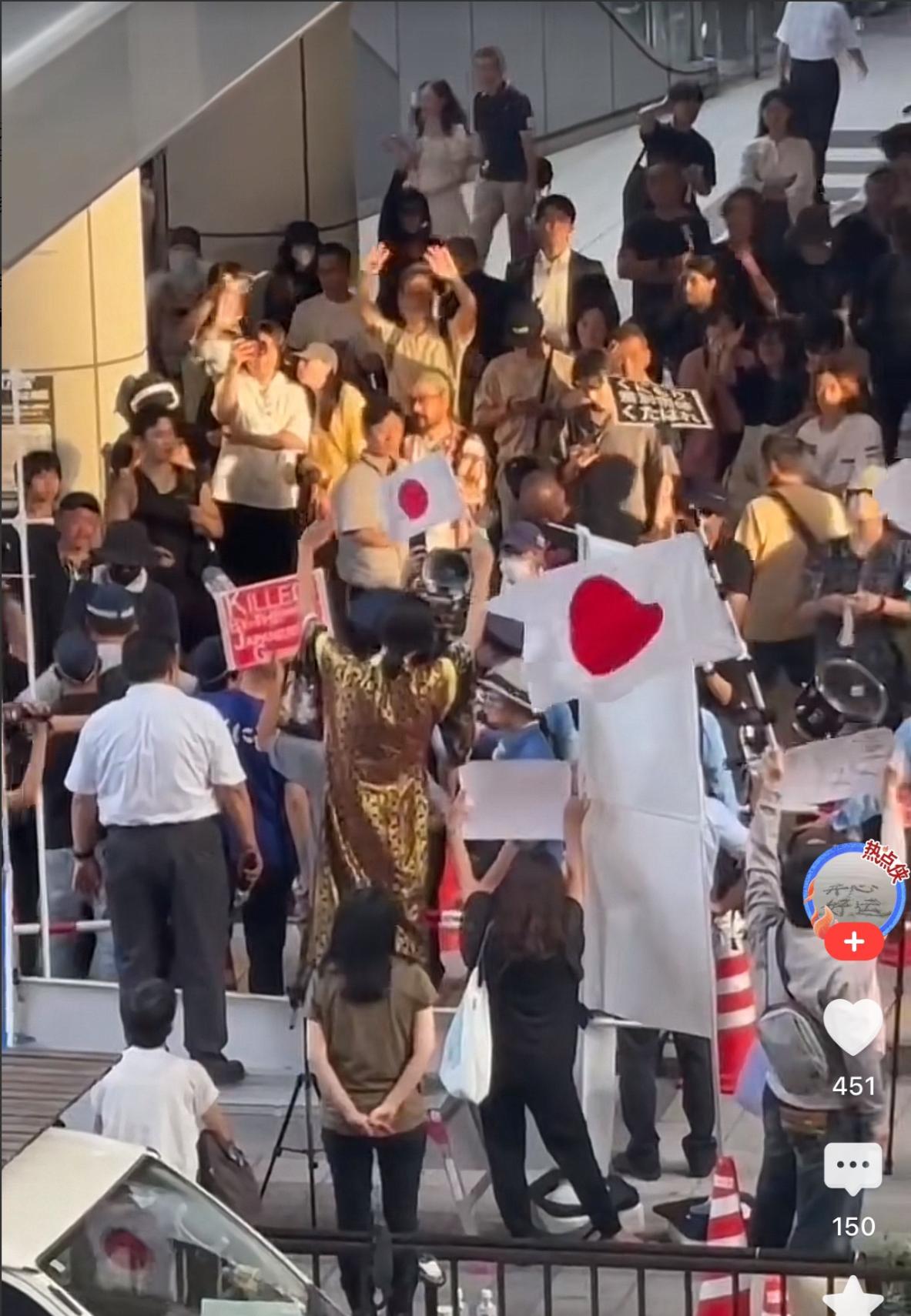 东京真急了！昨晚大阪梅田，300人高喊“日本不要咖喱味”，和印度留学生正面冲突，