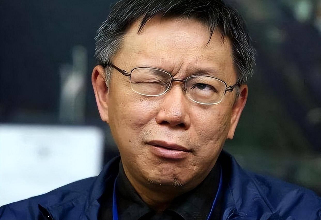 蓝白合破局？一审获刑17年的重刑犯柯文哲向国民党发飙：蓝营不能整碗端走，这一桩谈