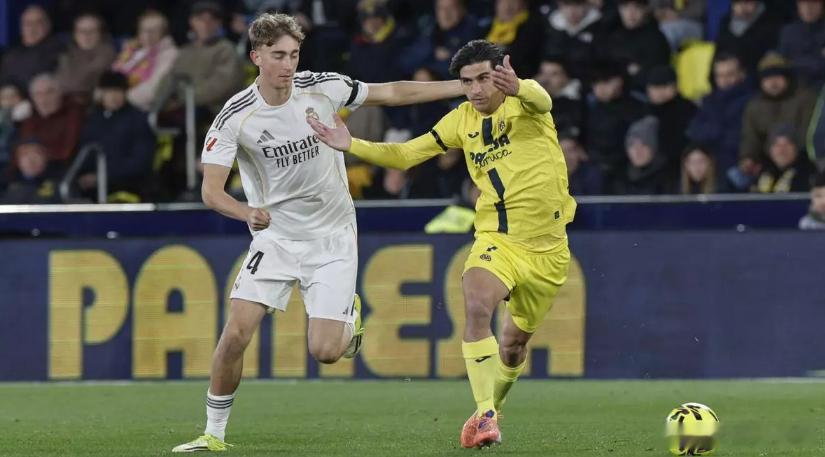 《每日体育报》表示，短短一周之内，皇马先是欧冠大胜，基本锁定16强席位;紧接着又