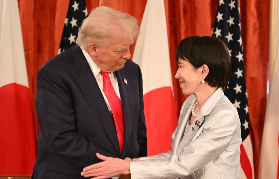 丢人丢大了，明明是一场平等的外交活动，被高市早苗弄的像自己去劳军了一样。虽然日