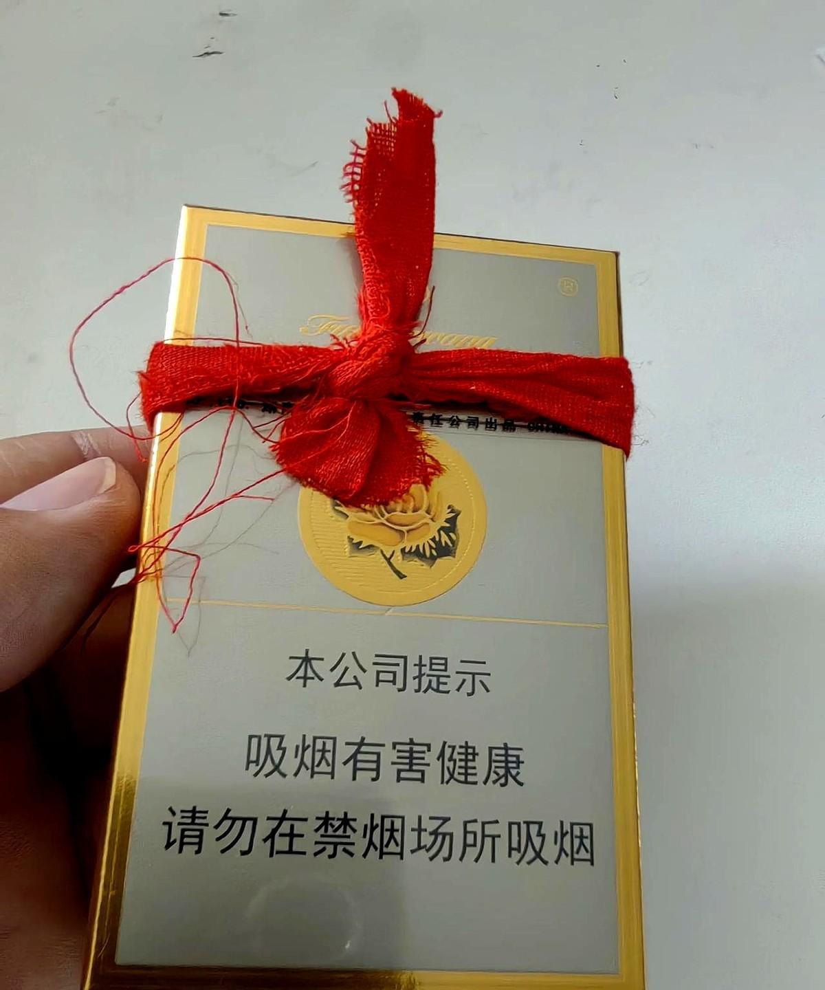 今天邻居建房开工了，建的是大别墅，全部大包给建房公司建的，下来差不多50多万，搞
