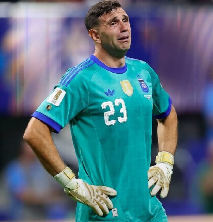 🧤埃米·马丁内斯：“如果我们蝉联世界杯冠军，我第二天就会退役。”🇦🇷他
