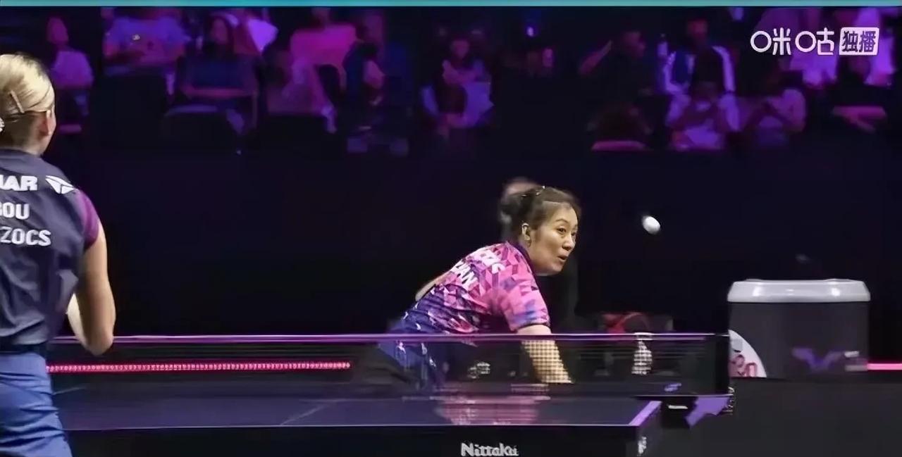 削球手韩莹无缘16强！WTT横滨冠军赛刚刚结束了一场女单1/16决赛。又是一