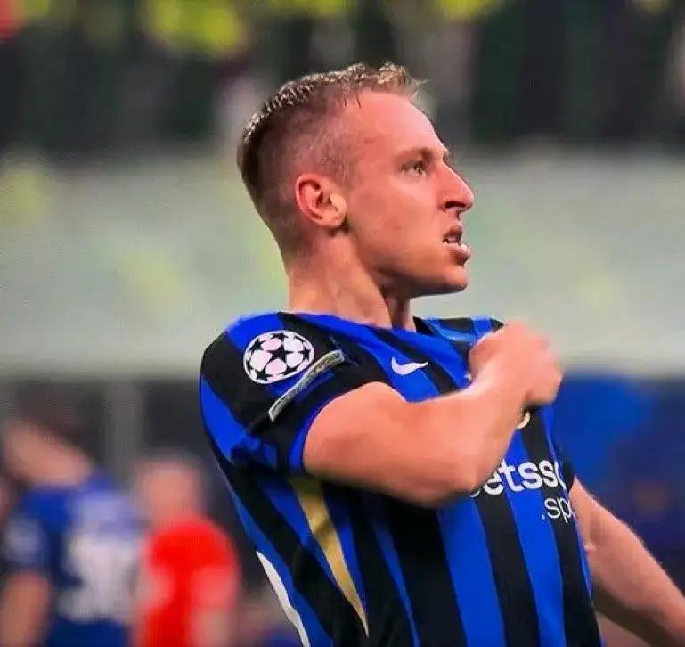 🇮🇹目前的意甲别说什么含金量含铜量都没有几毫克了整天一帮垃圾外援在场上