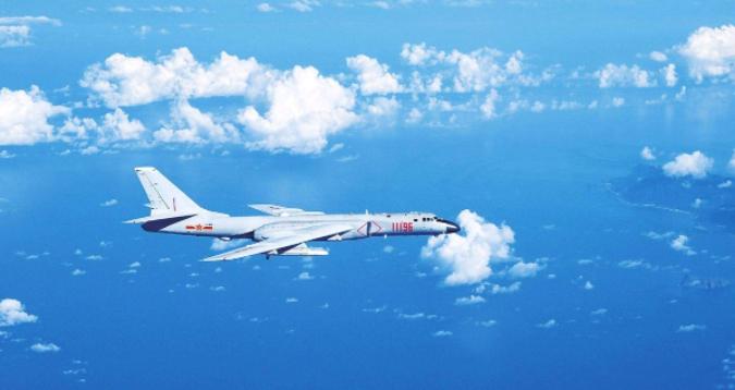 动手了！抗议一万遍，不如出动轰炸机飞一飞！咱们的轰炸机出动了！1月31日，根据国