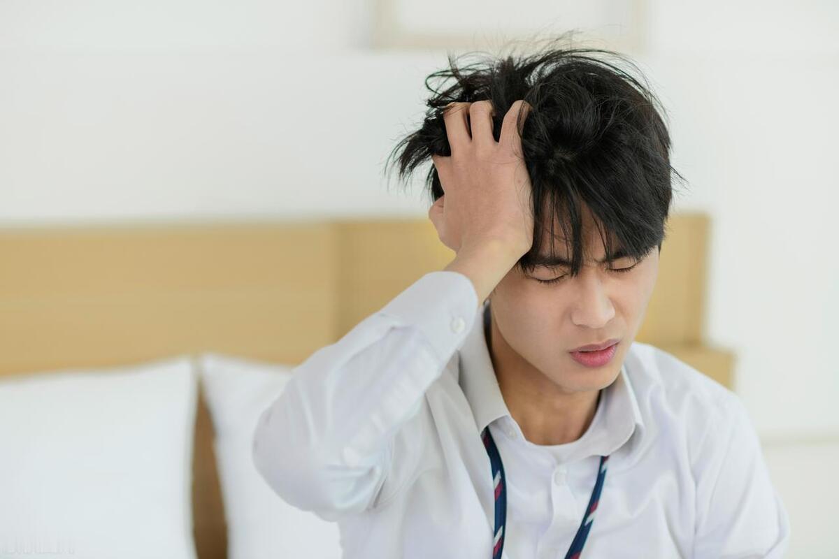 三天就去世！医生忠告：高血压患者出现这4个症状，马上去医院！高血压最可怕的地