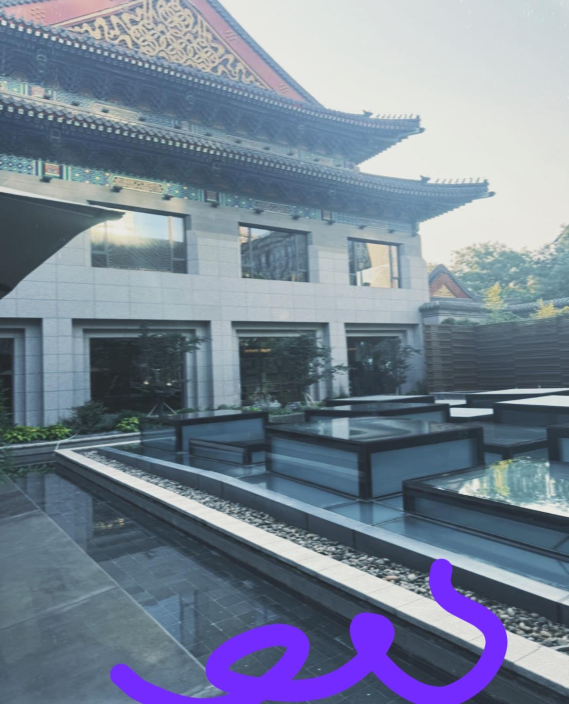 我以为李嘉诚8000万捐款已是顶流，没想到香港赛马会直接甩出1.7亿驰援大火灾民