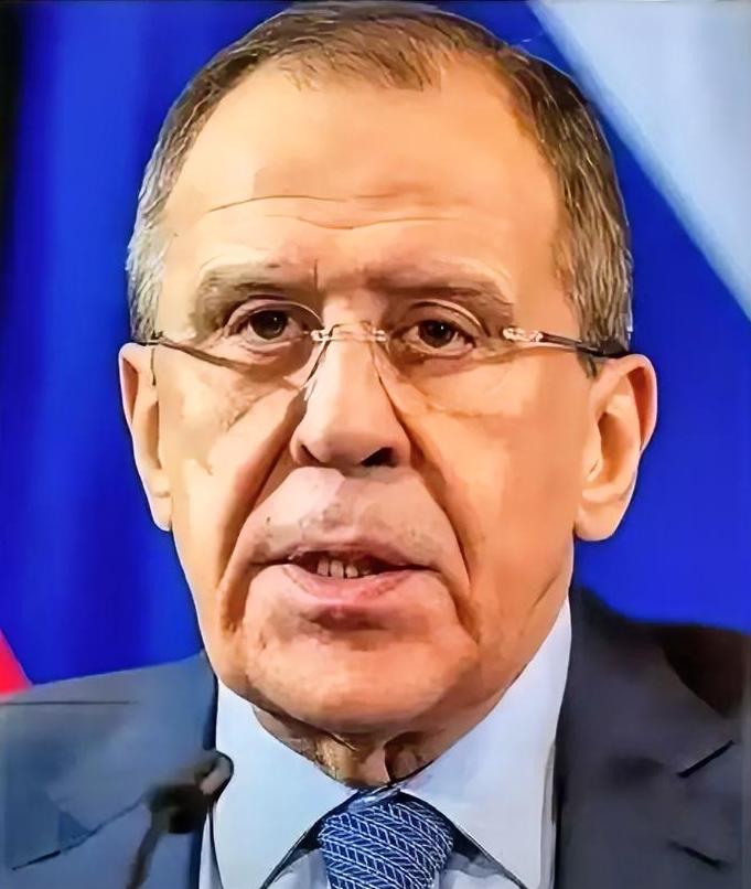 你敢信吗？一句75岁老外交官的话，直接掀翻了全球政坛三十年的台面！4月2