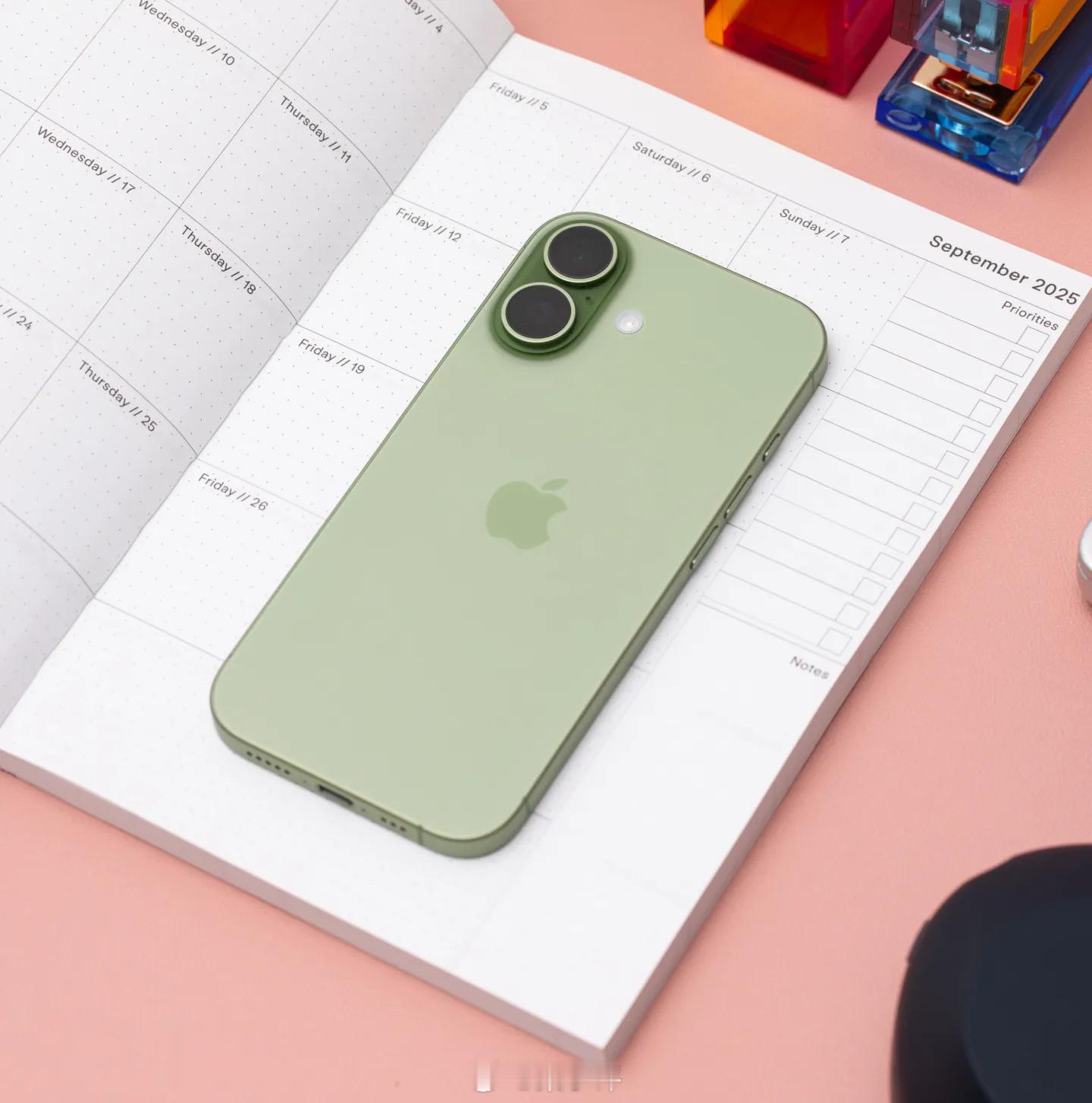 Counterpoint数据：近6年全球销量第一的手机2020年iPhone