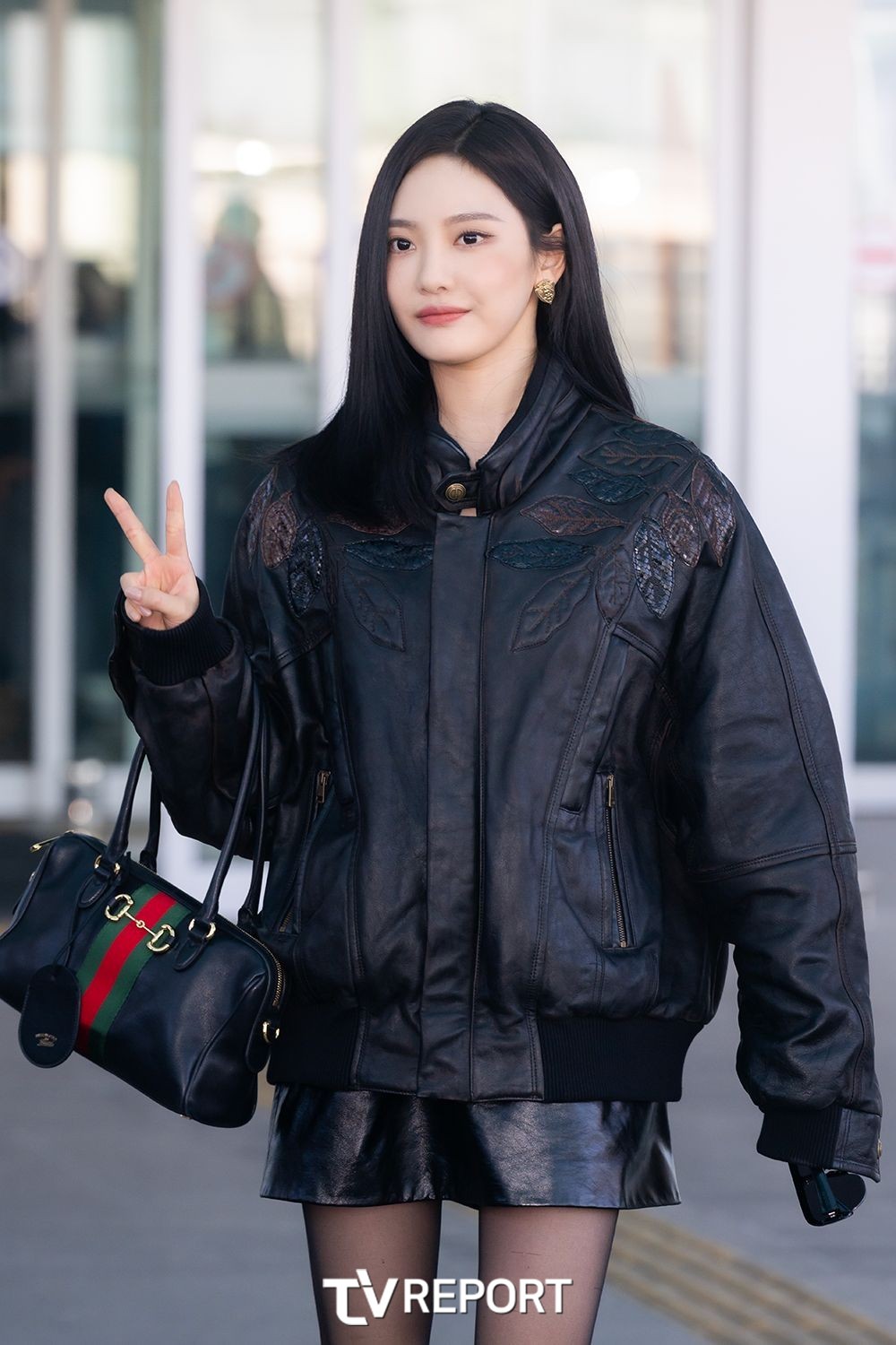 260225仁川机场出发新闻图✈️期待宁艺卓米兰之旅～🩵.宁艺卓GUCC