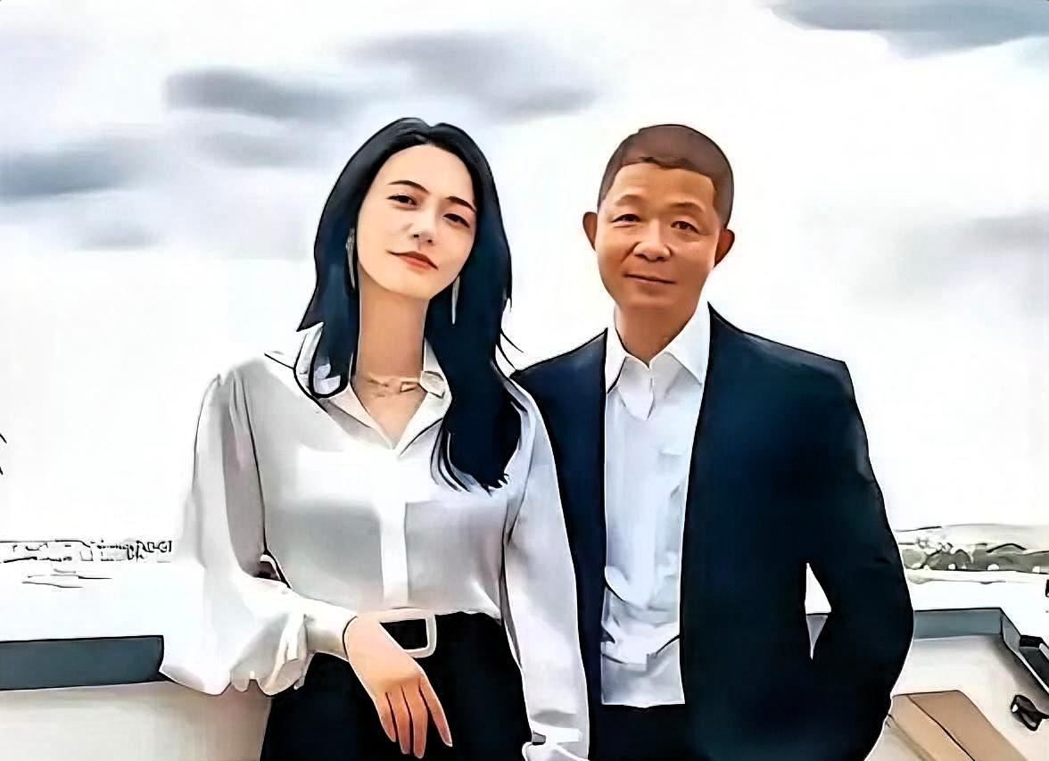 刚刷到姚晨官宣离婚被人民日报批评，我直接看傻了。评论区吵翻了——有人说她活该被